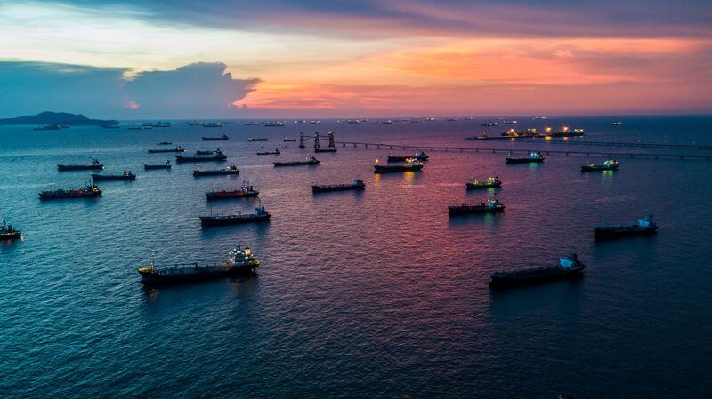 回顾经济衰退与黑金间的联系-exness中文网站(图1)